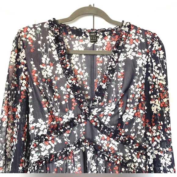 Shein floral bohemian dress - Picture 2 of 6